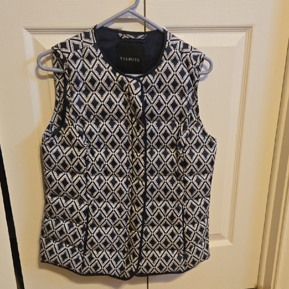 Talbots Navy and White Diamond Pattern Sleeveless Down Vest